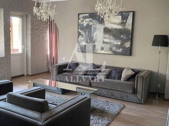 Продаж 2кімнатної з Дизайнерським ремонтом на Печерську
