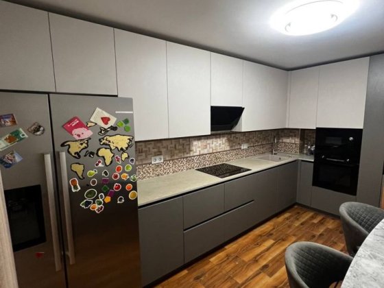 Продається 3-к квартира 93м2 вул. Урлівська Осокорки Киев