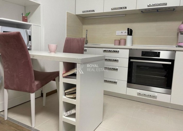 Продаж квартири з ремонтом  Оболонь - фото 1