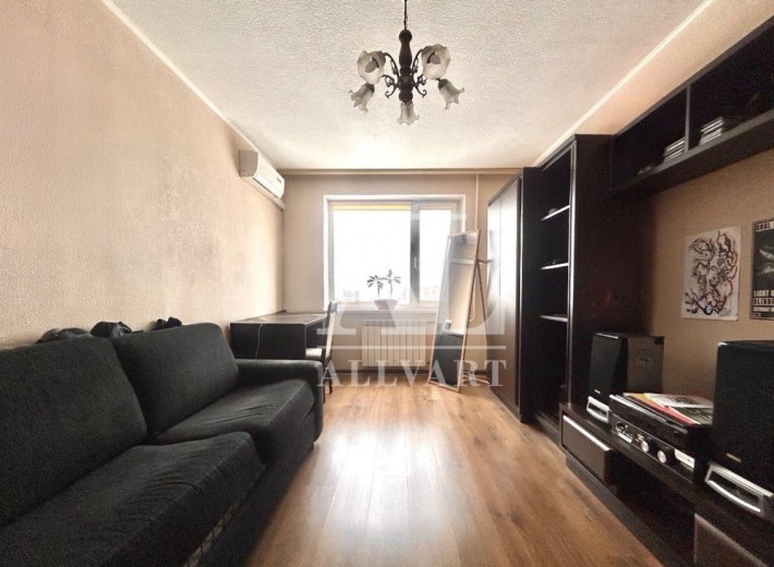 Продаж 2 кім квартири з ремонтом на Оболоні, метро Мінська , набережна - фото 1