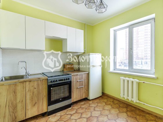 Квартира, 2к. Під ремонт. Екстер, 16, Троєщина, Деснянський район Київ