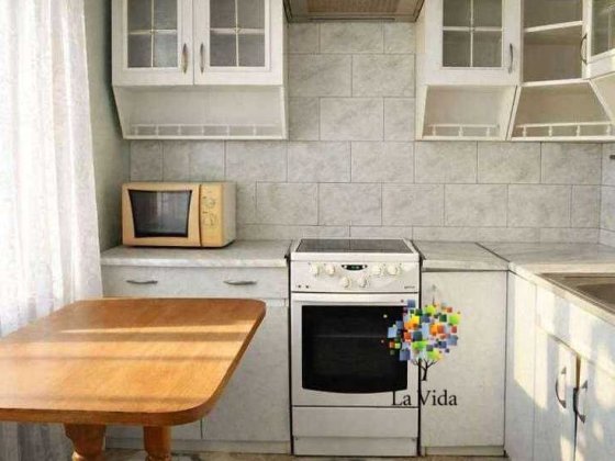 Продаж 3к квартири,   Лаврухіна, 15/46 Київ