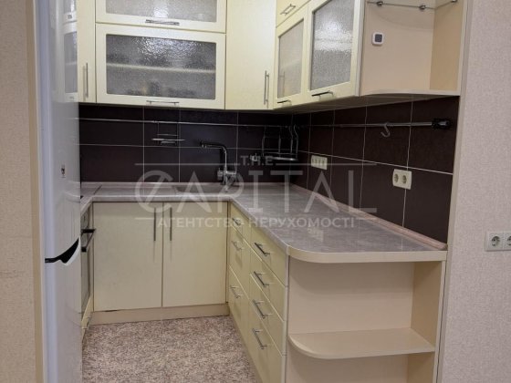 Найкраща ціна ЖК Комфорт таун 40 м Регенераторна Киев