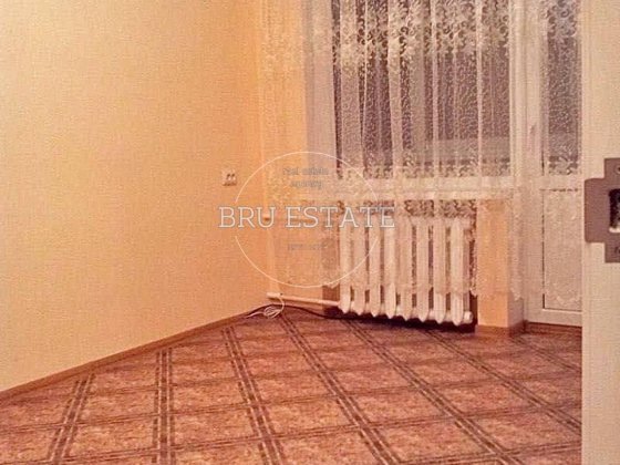 Продаж 1 к квартири Дніпровський Дарниця Лівобережна 2й поверх Киев