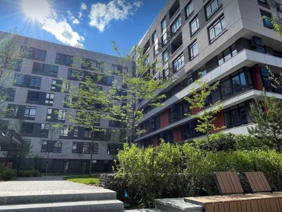 Продаж світлої 2к квартири у ЖК Respublika! Киев