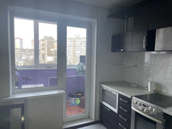 Троєщина 2 кім Деснянський ТРЦ Район Будищанська Лаврухіна Бальзака