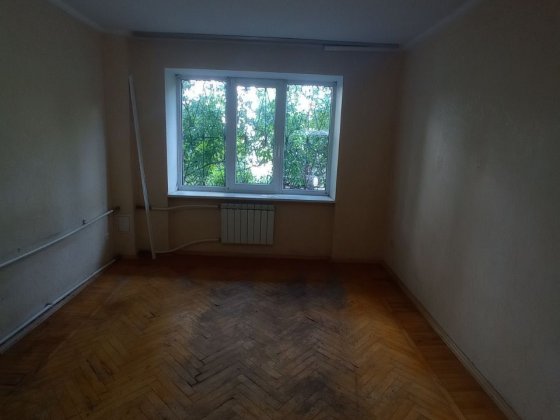 1к на Будівельників, готова до продажу Киев