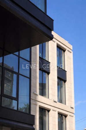 Продаж 1-к. квартири в престижному ЖК в центрі міста. - фото 1