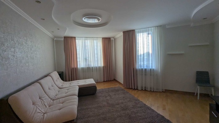 3-к квартира, Срібнокільська вул.1 ЖК Корона, Позняки /якісний ремонт/ - фото 1