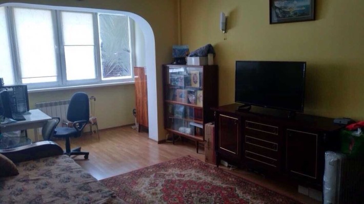 Оболонський проспект, 2а. Метро Обололь 3 хвилини пішки. - фото 1