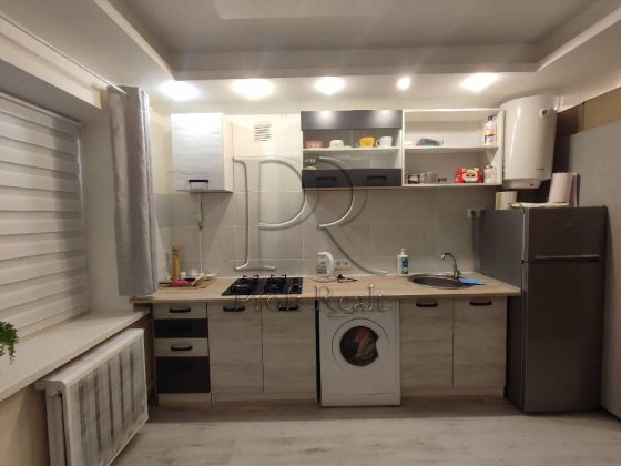 Продаж 1 кімнатна квартира вул. Шолом Алейхема 12/метро Чернігівська Киев