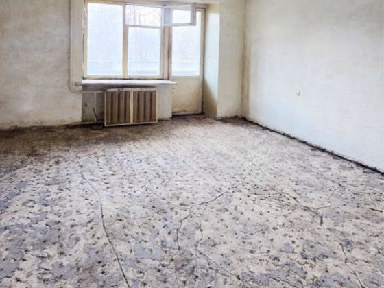 Продам недорого 3-кімнатну квартиру, Деснянський район