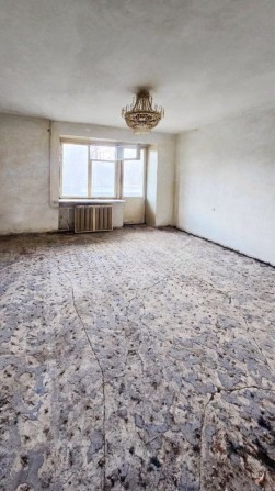Продам недорого 3-кімнатну квартиру, Деснянський район - фото 1