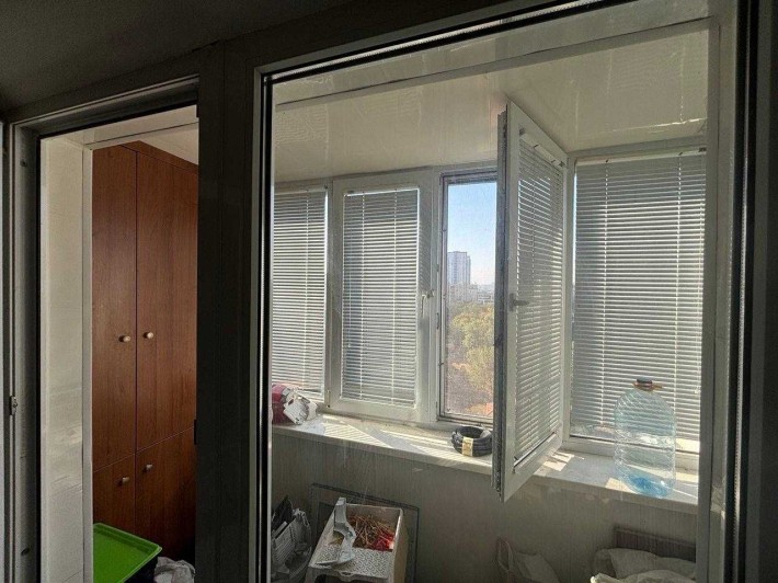 Продаж 1-кімнатної квартири біля метро Оболонь - фото 1