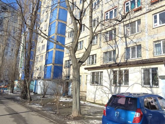 Продам 1 кімнатну квартиру вул. ШОЛОМ АЛЕЙХЕМА 8А Киев