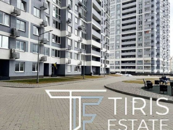 ЖК Лебединий;Дарницький р-н; вул .Ревуцького 40 в; 1-кмн. Без % Київ