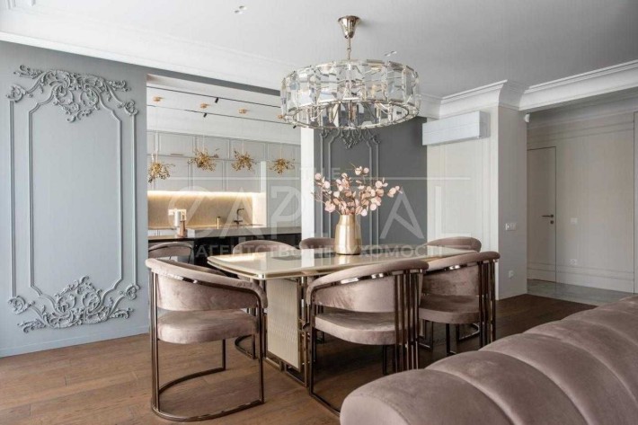 Французький Квартал 2 Маккейна купить дизайнерскую квартиру 200 м2 - фото 1