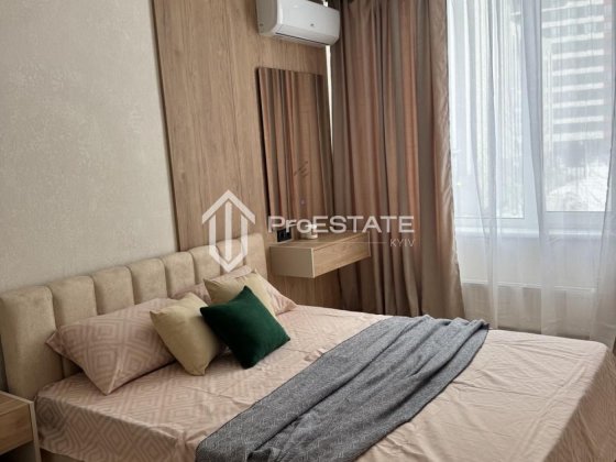 1-кімн. квартира у ЖК «Варшавський 3», готова до заселення Киев