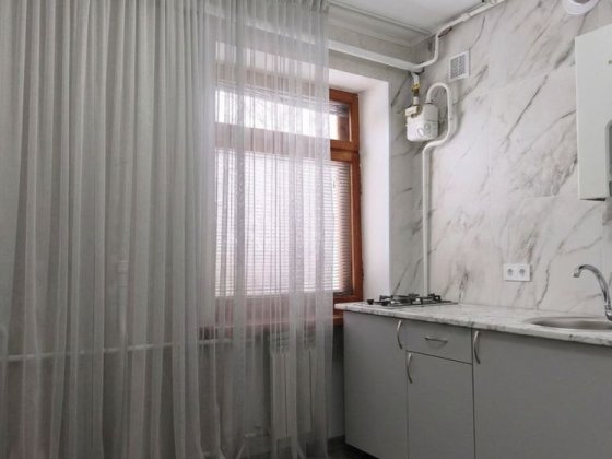 Затишна та світла квартира у хорошому районі Замостя Винница