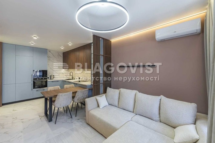 Продам 2-к. студію 51м2 з сучасним ремонтом Файна-Таун вул. Салютна - фото 1