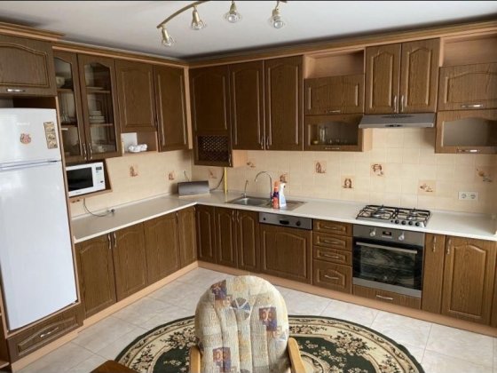 Двохрівнева квартира з газом. 130 м² біля парку — вигідна ціна! Ужгород