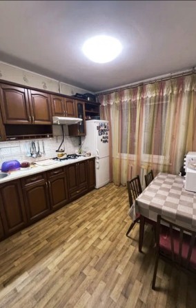 Продам 2 х км квартиру на Тополе - фото 1