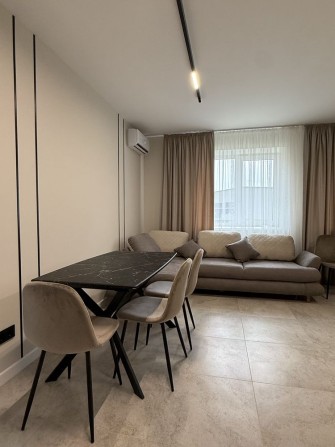 Продаж 2 кімнатної жк West Towers - фото 1