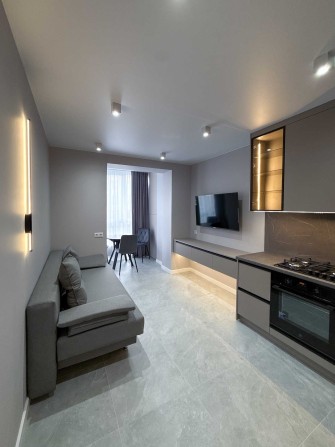 Новая!!! Продам 2х комнатную квартиру в ЖК Счастливый-2 - фото 1