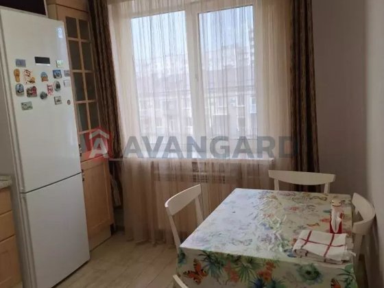 Продам 3-кімнатну квартиру Днепр