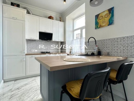 3.к квартира ул. Короленко 70м2 Центр Чкалова Грушевского Артема Днепр