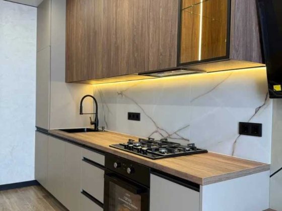 ЖК Счастливый-2, продажа 2к квартиры с новым ремонтом