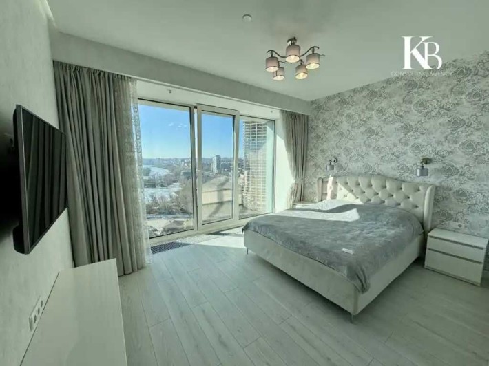 ЖК Бартоломео, 1 квартира студия, Вид на Днепр - фото 1