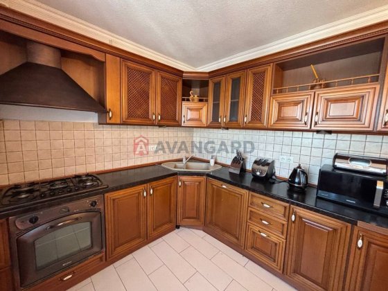 Продаж стильної 3-кімнатної квартири з якісним ремонтом р-н Сєдова Черкассы