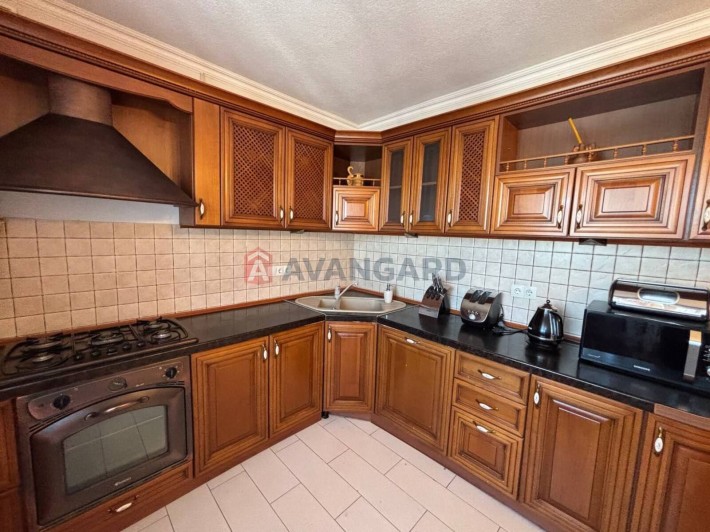 Продаж стильної 3-кімнатної квартири з якісним ремонтом р-н Сєдова - фото 1