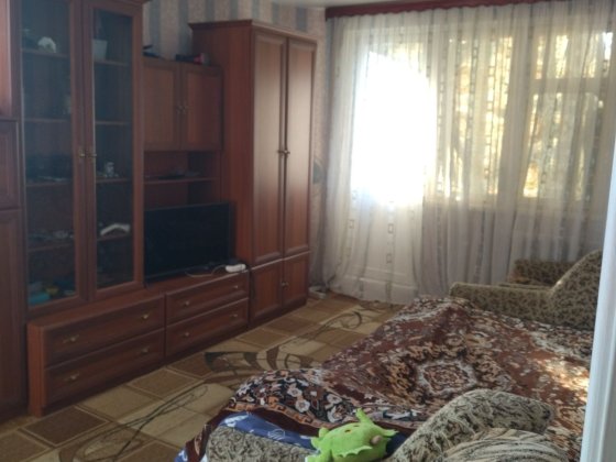 Продам трехкомнатную квартиру р-н Круга Чернігів