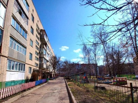 Продам 2 кімнатну квартиру з ремонтом (Чеській проект) пр.Лук"яненко Чернігів