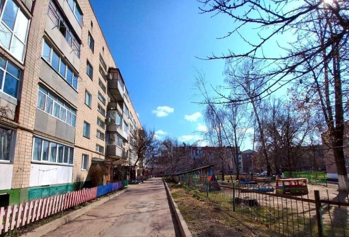 Продам 2 кімнатну квартиру з ремонтом (Чеській проект) пр.Лук"яненко - фото 1