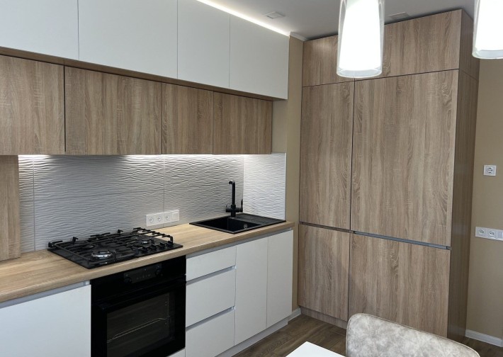 Лучшее предложение! Продам видовую 3к квартиру с евроремонтом Сокол - фото 1