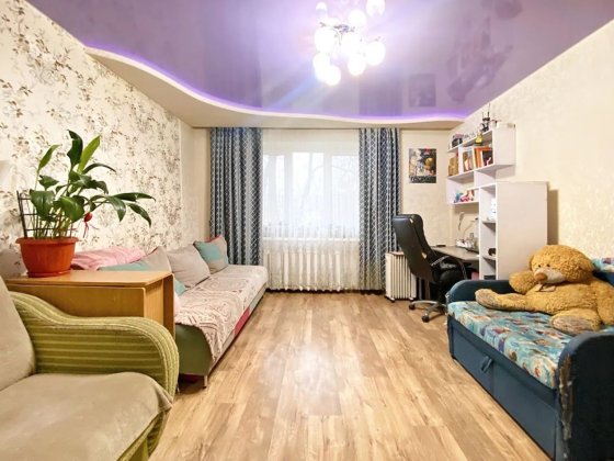Продам 2 комнатную квартиру жилмассив Северный Днепр