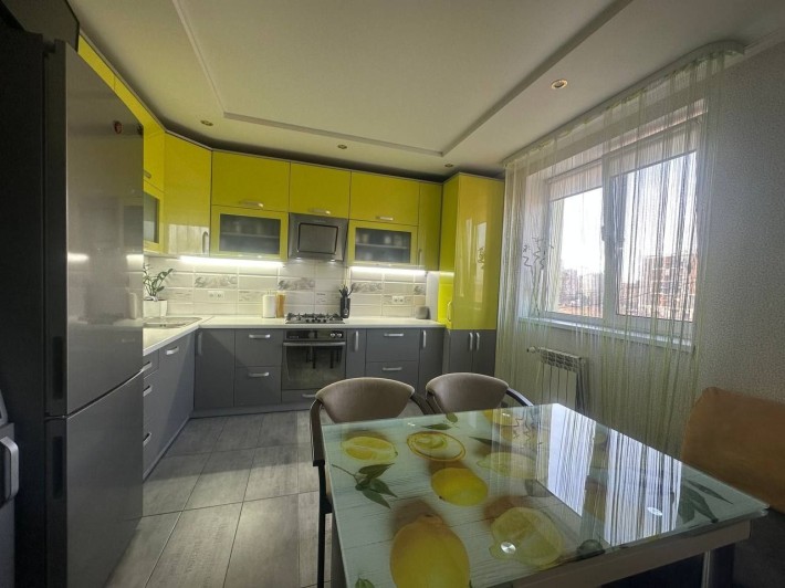 3к квартира з ремонтом - фото 1