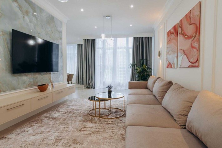 НОВИЙ РЕМОНТ!Продаж вишуканої 3-кімнатної квартири на Печерську, 118м2 - фото 1