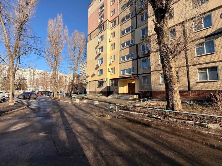 Продам 2-ух ком квартиру Победа - фото 1