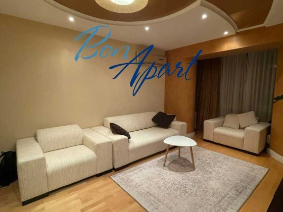 Продаж 3-к квартири + гараж +електрозарядка з паркомісцем на Чоколівці