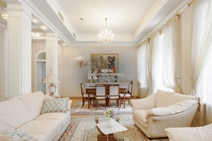 Продаж Дворівнева Квартира 5кім. 325м2 вул. Софіївська Метро Паркінг - фото 1