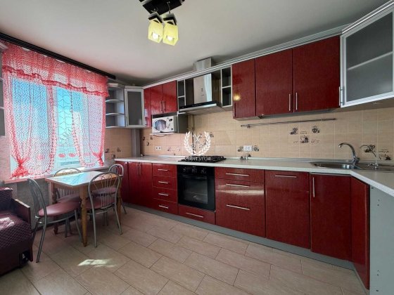 Продам 2- во кімнатну квартиру в Чернігові (район Сівер-Авто) Чернігів