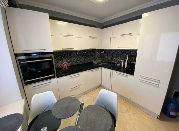 3к квартира 63 м² у центрі Києва — 5 хв до Хрещатика! - фото 1