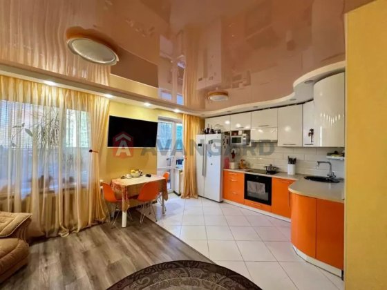 Затишна та функціональна 3-кімнатна квартира на вулиці Робочій Днепр