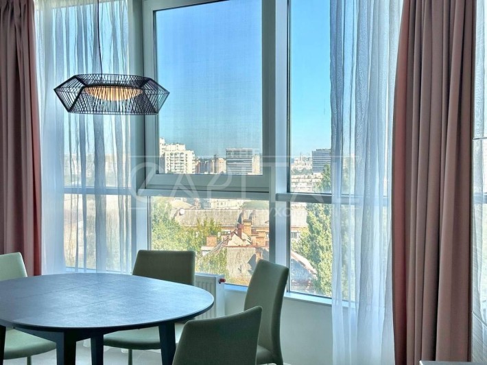 З ІНВЕКТОРОМ 2-кімнатна квартира 84 м² у ЖК «Васильківський» метро 1хв - фото 1