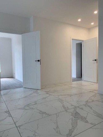 Продаж 2-кімнатної кв Макіївська - фото 1