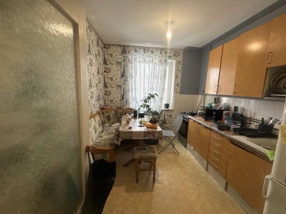 Продаж 3к пр.Червона Калина Київ
